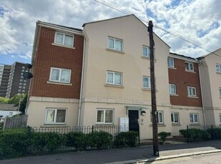 2 bedroom flat to rent Southend-on-sea, SS2 5AY