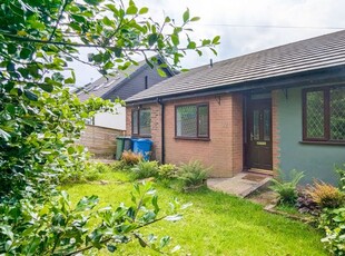 3 bedroom terraced bungalow to rent Saddleworth, OL4 4EA