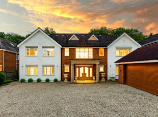Detached House for sale with 7 bedrooms, Fulmer Drive, Gerrards Cross | Fine & Country