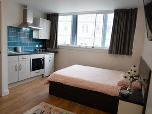 Studio Flat, Bath Street, G2