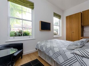Studio flat to rent London, NW3 7AJ