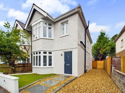 3 bedroom semi-detached house for sale in Merton Road, Southampton, SO17