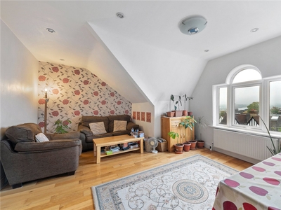 Canterbury Grove, West Norwood, London, SE27 2 bedroom flat/apartment in West Norwood