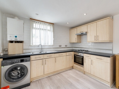 Maisonette for sale - Beulah Road, London, CR7