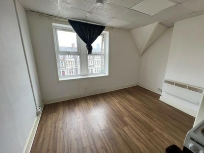 1 bedroom flat for rent in 280 Newport Road Cardiff, CF24