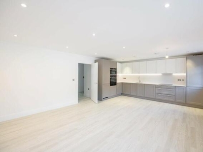 2 Bedroom Apartment For Sale In Burgess Hill, East Sussex