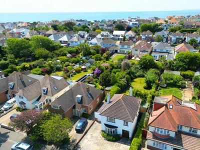 3 Bedroom Detached House For Sale In Southbourne