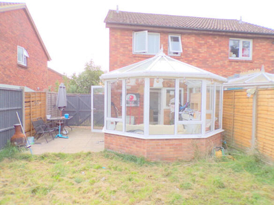 3 Bedroom Semi-detached House For Sale In Bournemouth
