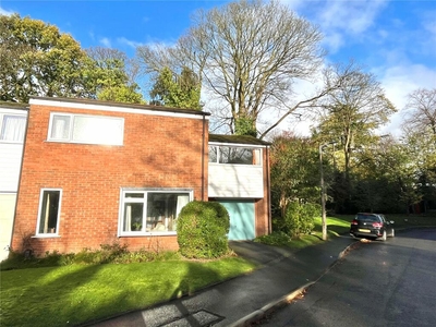 4 bedroom link detached house for sale in Pinewood Close, Heaton Mersey, Stockport, SK4