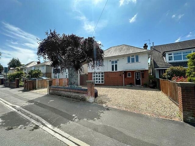 5 Bedroom House For Sale In Bournemouth