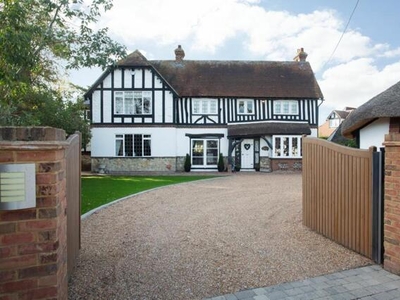 6 Bedroom Detached House For Sale In Chestfield