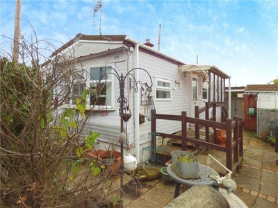 1 Bedroom Mobile Home For Sale In Kings Copse Avenue