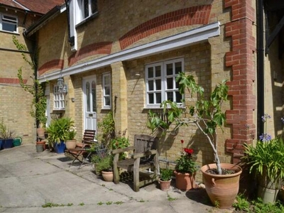 2 Bedroom Apartment For Sale In Ryde, Isle Of Wight