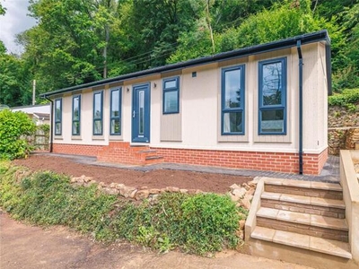 2 Bedroom Park Home For Sale In Lydbrook, Gloucestershire