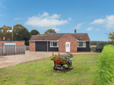 3 Bedroom Detached Bungalow For Sale In Holton St. Mary