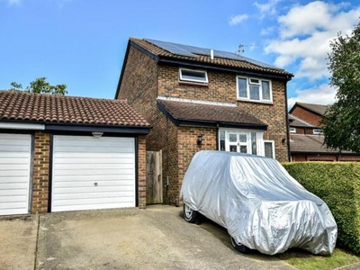 3 Bedroom Detached House For Sale In Abbots Langley, Herts