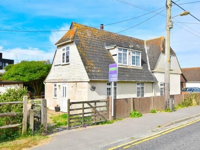 3 Bedroom Detached House For Sale In Camber