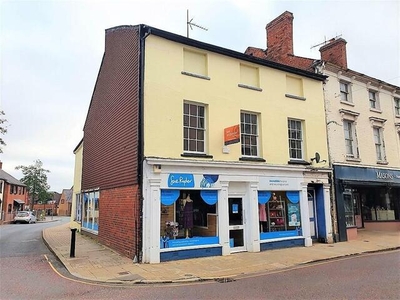 3 Bedroom Terraced House For Sale In Leominster, Herefordshire