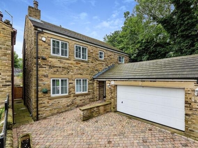 4 Bedroom Detached House For Sale In Greasbrough