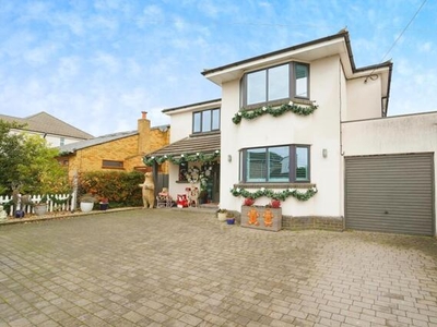 4 Bedroom Detached House For Sale In Hockley