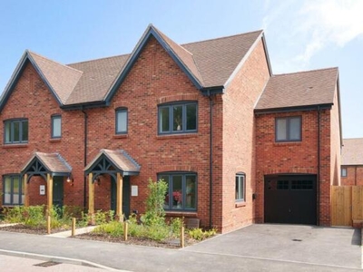 4 Bedroom Semi-detached House For Sale In North Stoneham Park