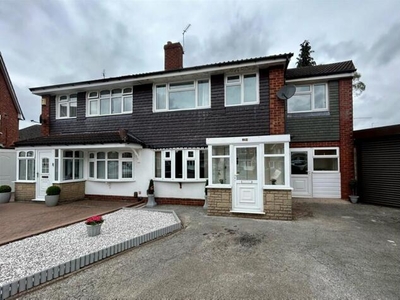 4 Bedroom Semi-detached House For Sale In West Bromwich