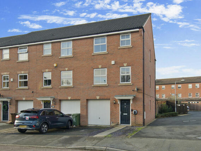 4 Bedroom Town House For Sale In Great Oakley