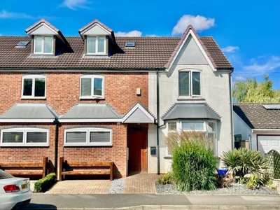 5 Bedroom Semi-detached House For Sale In Minworth