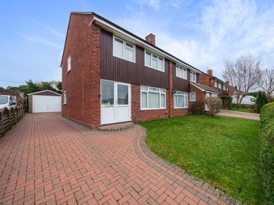 3 Bed House For Sale in Thatcham, Berkshire, RG19 - 5273273