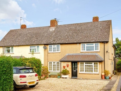 4 Bed House For Sale in Bladon, Woodstock, OX20 - 5217442