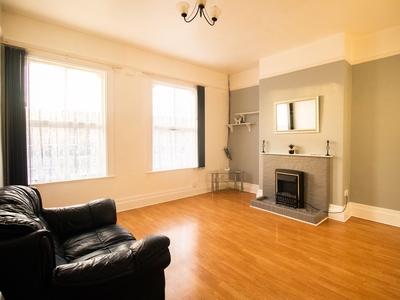 2 Bed Terraced House, Fosse Road North, LE3