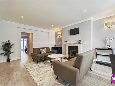 2 bedroom flat to rent London, W2 3HH