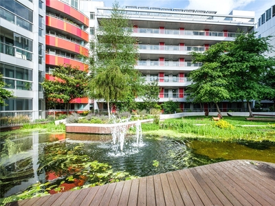2 bedroom property for sale in Barking Road, LONDON, E16