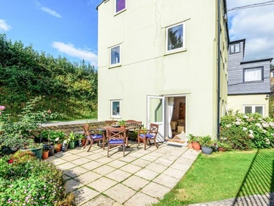 2 Bedroom Apartment For Sale In Beaminster