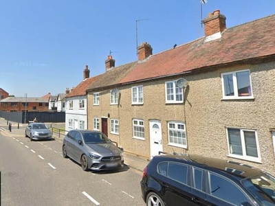 2 Bedroom Cottage For Sale In Newport Pagnell