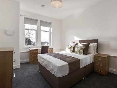 2 Bedroom Flat For Rent In Partick, Glasgow