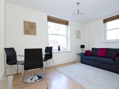 2 Bedroom Flat For Rent In Whitechapel, London