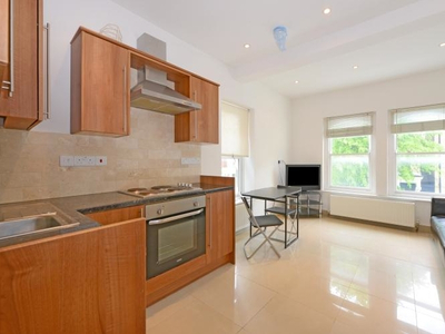 2 bedroom property to let in Edith Road, London, W14