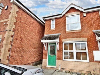2 Bedroom Semi-detached House For Rent In Great Sankey