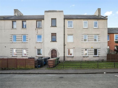 3 bed ground floor flat for sale in Pilton
