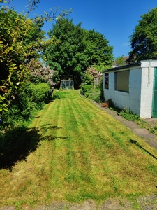 3 Bed Semi-Detached House, Lark Hill Road, WR5