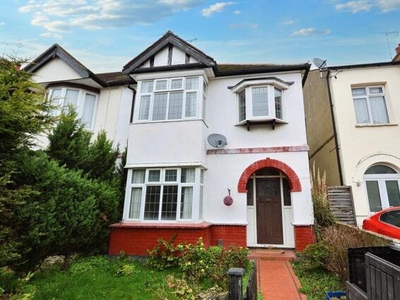 3 Bedroom End Of Terrace House For Sale In Southend-on-sea