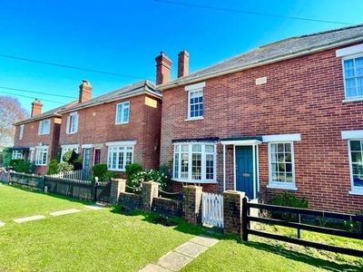 3 Bedroom House Lymington Hampshire