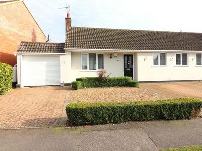 3 Bedroom Semi-detached Bungalow For Sale In Barton Le Clay, Bedfordshire