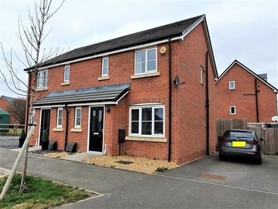 3 Bedroom Semi-detached House For Sale In Whitnash