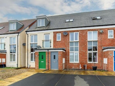 3 Bedroom Terraced House For Sale In Great Park