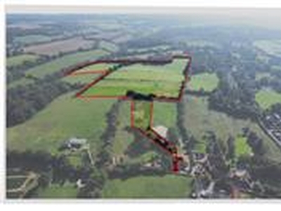 41.49 acres, 2 Bellingdon Farm Cottages, Hawridge Lane, Bellingdon, Chesham, HP5 2XX, Buckinghamshire