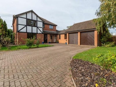 5 Bedroom Detached House For Sale In Yaxley