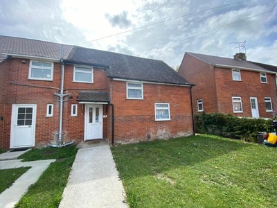 6 Bedroom Semi-detached House For Rent In Winchester