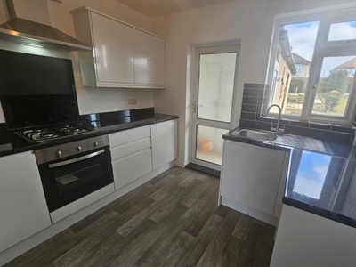 Saunderson Road, LEICESTER - 3 bedroom house